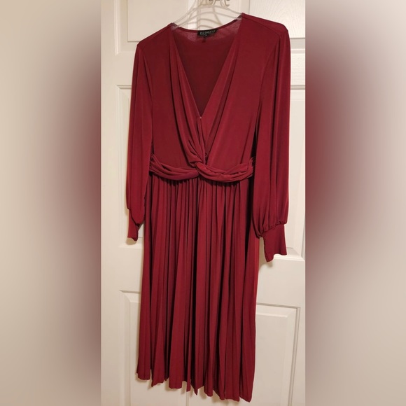 ELOQUII RED PLEATED DRESS - Picture 6 of 6